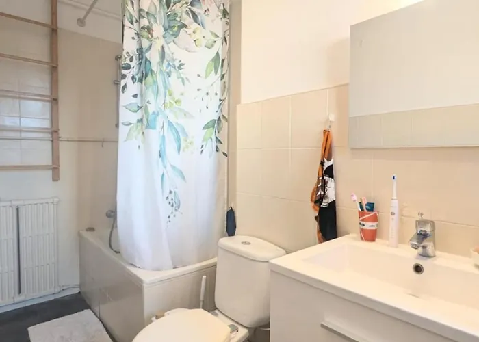 Cosy Confortable 4 Personnes Apartment